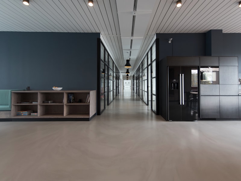 Retail Showroom — Doha Industrial Area